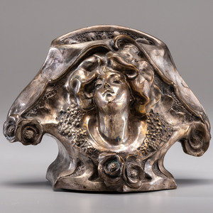 Art Nouveau
Late 19th/Early 20th