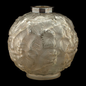 Art Deco Style 
French, Early 20th Century
Vase
molded