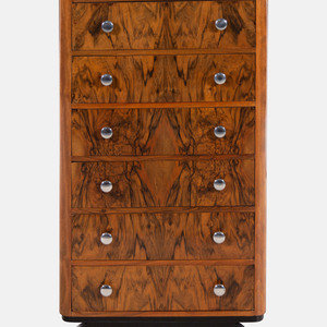 Art Deco
First Half 20th Century
Chest