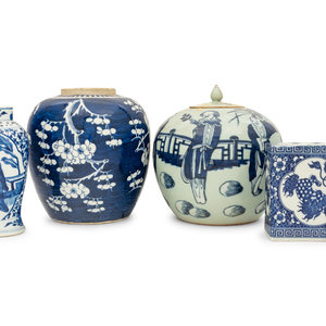 Four Chinese Blue and White Porcelain 2a8a66