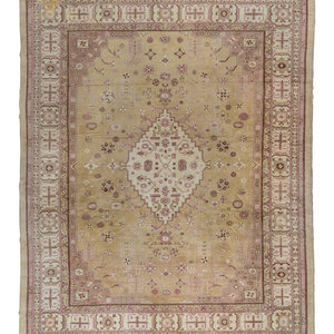 A Sivas Wool Rug First Half 20th 2a90df