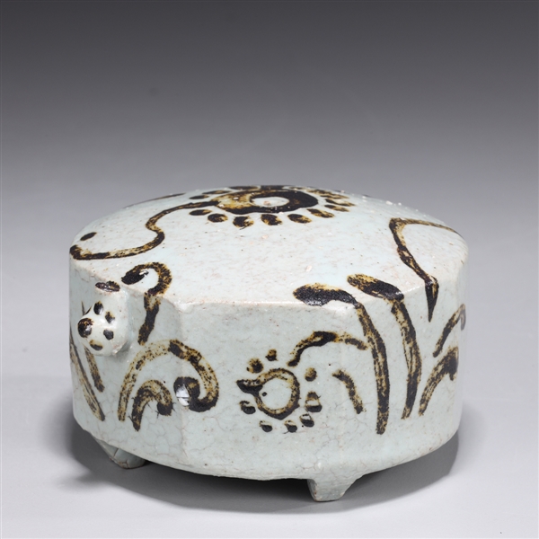 Large Korean circular form ceramic 2a7285
