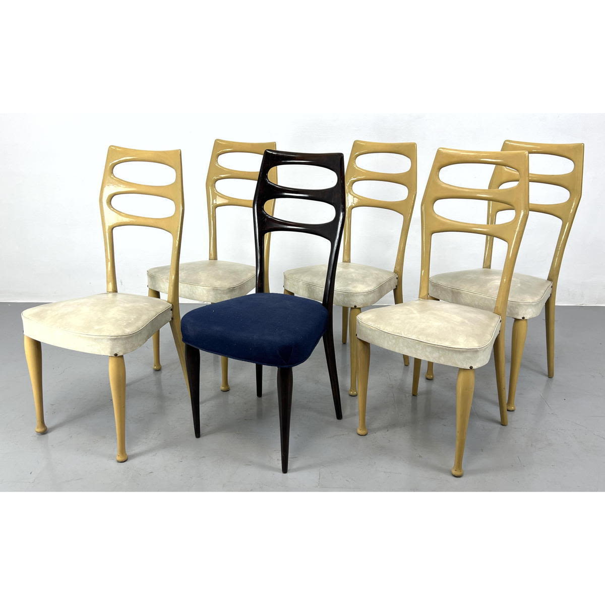 Set 6 Italian 1950 s dining chairs 2a7674