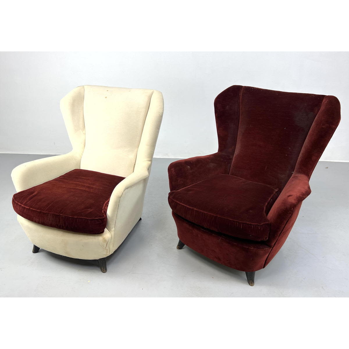 Pair of Italian 1960 s lounge chairs  2a76d1