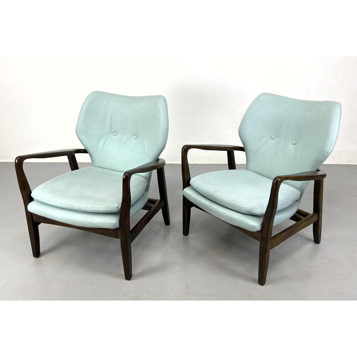 Pr Modernist Lounge Chairs Pale 2a780d