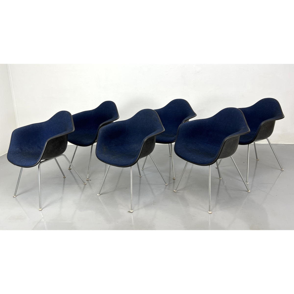 Set 6 Blue Herman Miller Shell 2a7830