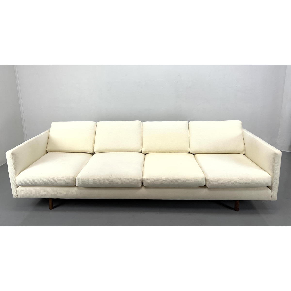 Off white 3 seat sofa couch Harvey 2a7832
