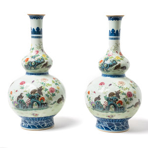 A Pair of Chinese Enameled Porcelain