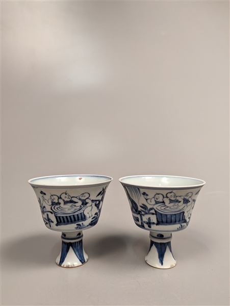Pair Chinese early Ming style  2aa633