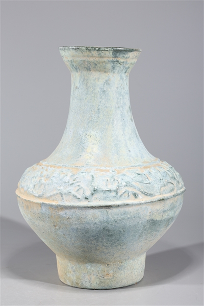 Chinese early style ceramic vase 2aa6dd