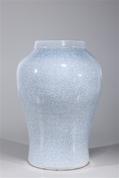 Chinese crackle glazed porcelain