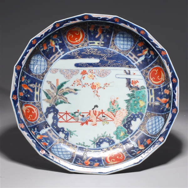 Chinese enameled porcelain serving