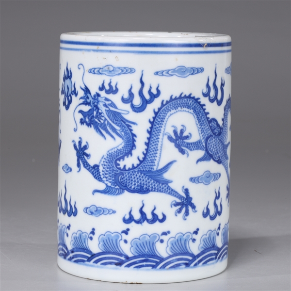 Chinese blue and white porcelain 2aa8e1
