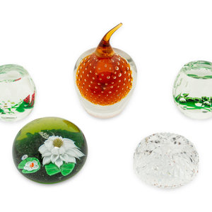 A Group of Glass Paperweights 20th 2aa978