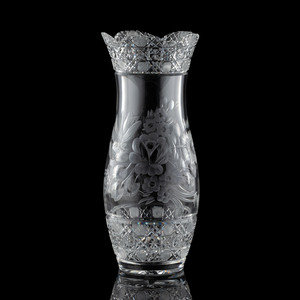 A Harvard Cut Glass Vase with 2aab62