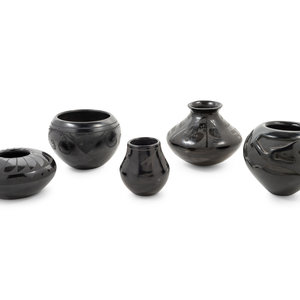 Five Blackware Pottery Vessels 20th 2aadbe