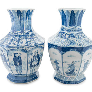 Two Chinese Export Blue and White 2aadf0