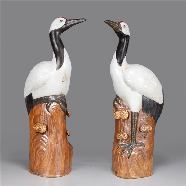 Pair of Chinese porcelain birds 2aae7b