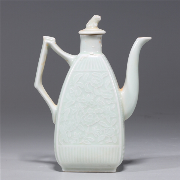 Chinese celadon glazed porcelain 2aae9e