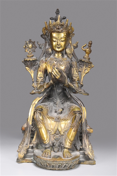 Elaborate Chinese gilt bronze Bodhisattva