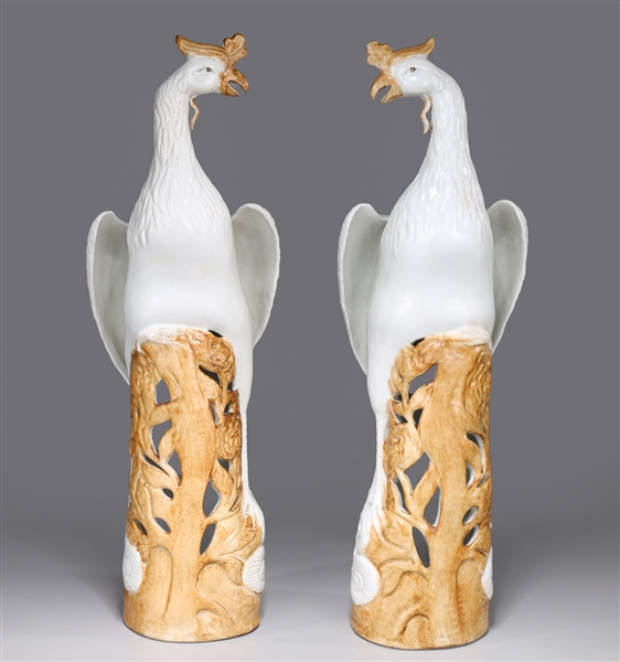 Pair of Chinese porcelain phoenix 2ab007