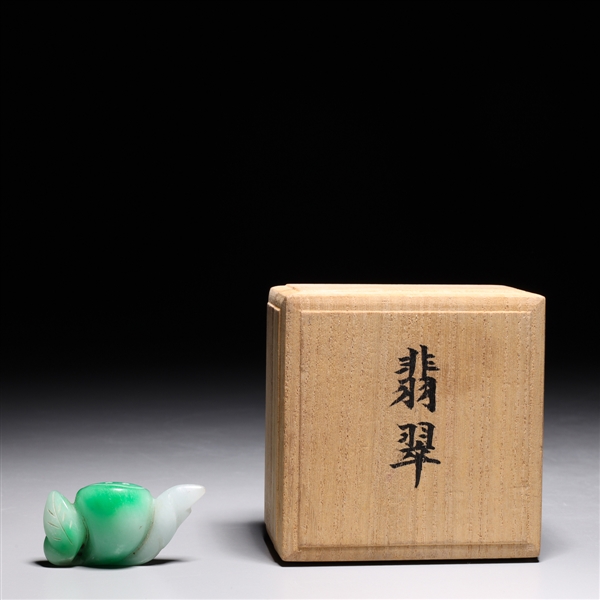 Chinese carved jadeite toggle in