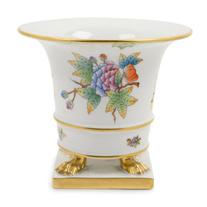 A Herend Porcelain Queen Victoria 2ab2d0