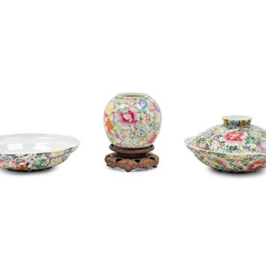 Three Chinese Famille Rose Porcelain 2ab499