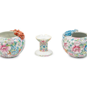 Two Chinese Famille Rose Porcelain 2ab4aa