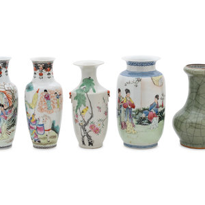 Five Chinese Porcelain Vases comprising 2ab4b6