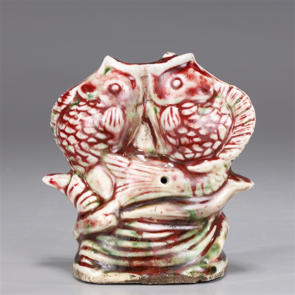 Unusual Korean red and white glazed 2ab957