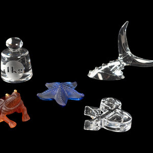 Five Modern Glass Paperweights Various 2a9f82