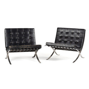 A Pair of Knoll Barcelona Chairs with 2aa129