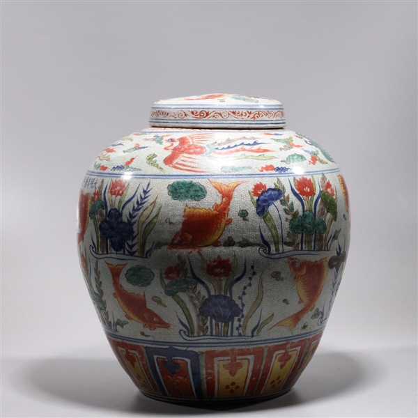 Chinese wucai covered crackle glazed