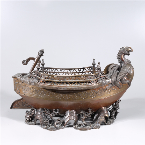 Intricate Japanese bronze boat 2ace6c