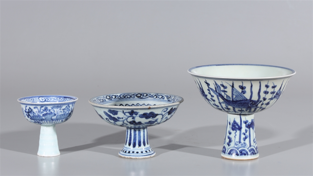 Group of three Chinese blue and