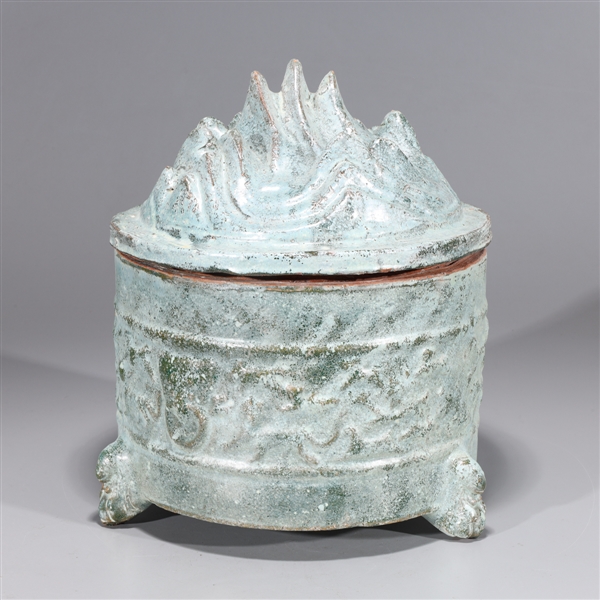 Chinese Ceramic hill top covered 2aceea
