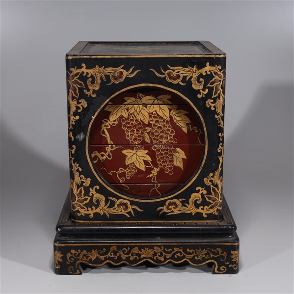 Chinese gilt and lacquered wood