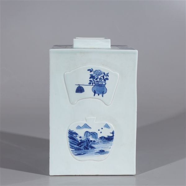 Chinese blue and white square form 2ad0bf