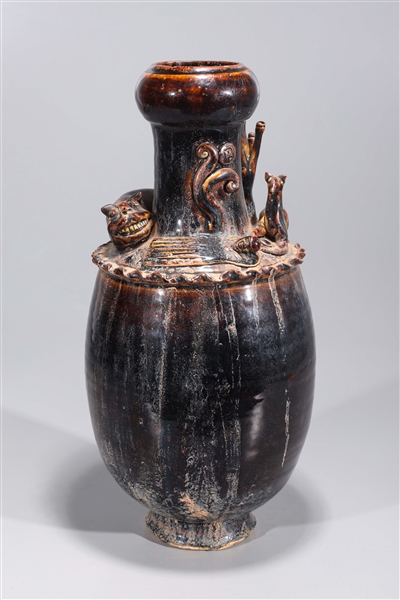 Chinese glazed ceramic vase with
