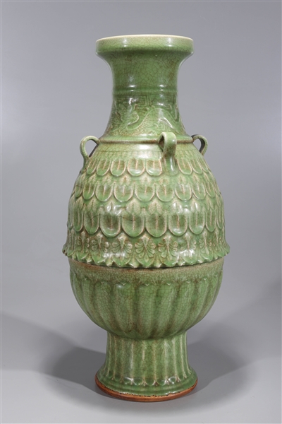 Chinese green glazed ceramic vase 2ad125
