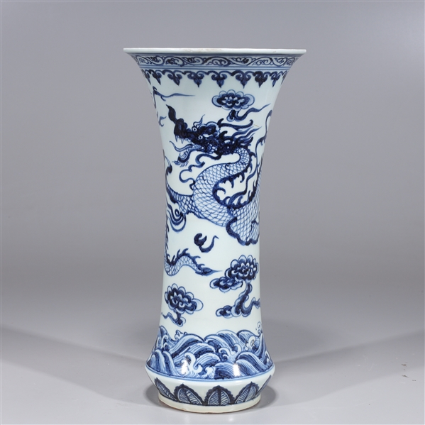 Chinese blue and white porcelain 2ad1aa