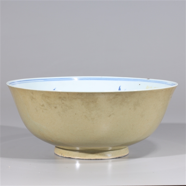 Large Chinese porcelain bowl with