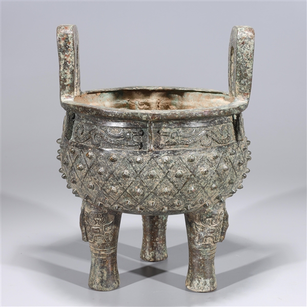 Elaborate Chinese archaistic bronze 2ad1ce