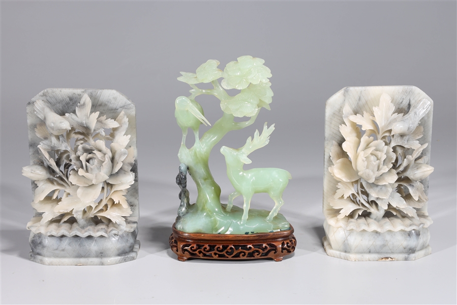 Group of three Chinese carved hardstones  2ad1f4