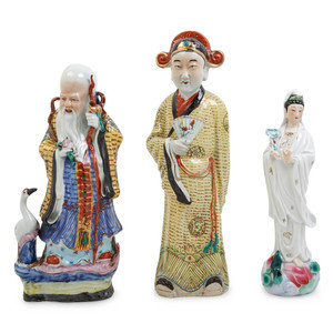 Three Chinese Famille Rose Porcelain 2ad230