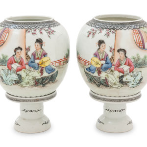 A Pair of Chinese Famille Rose 2ad26d