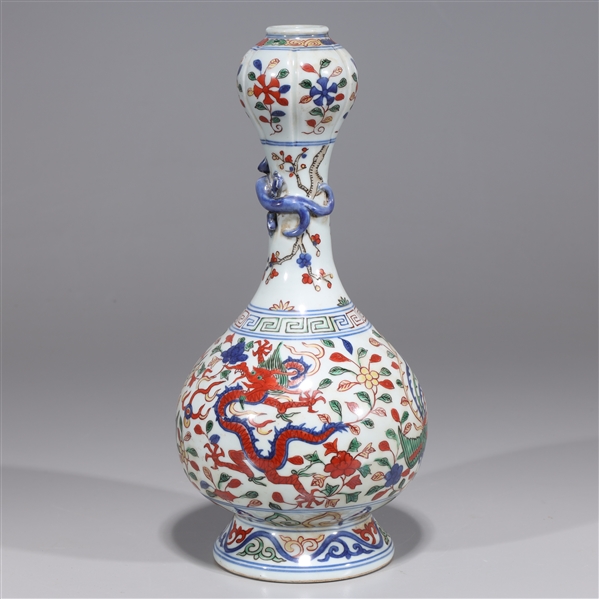 Chinese wucai garlic mouth porcelain 2ad324