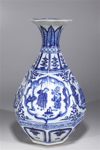 Chinese blue and white porcelain octagonal