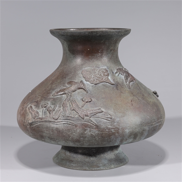 Japanese bronze vase with birds